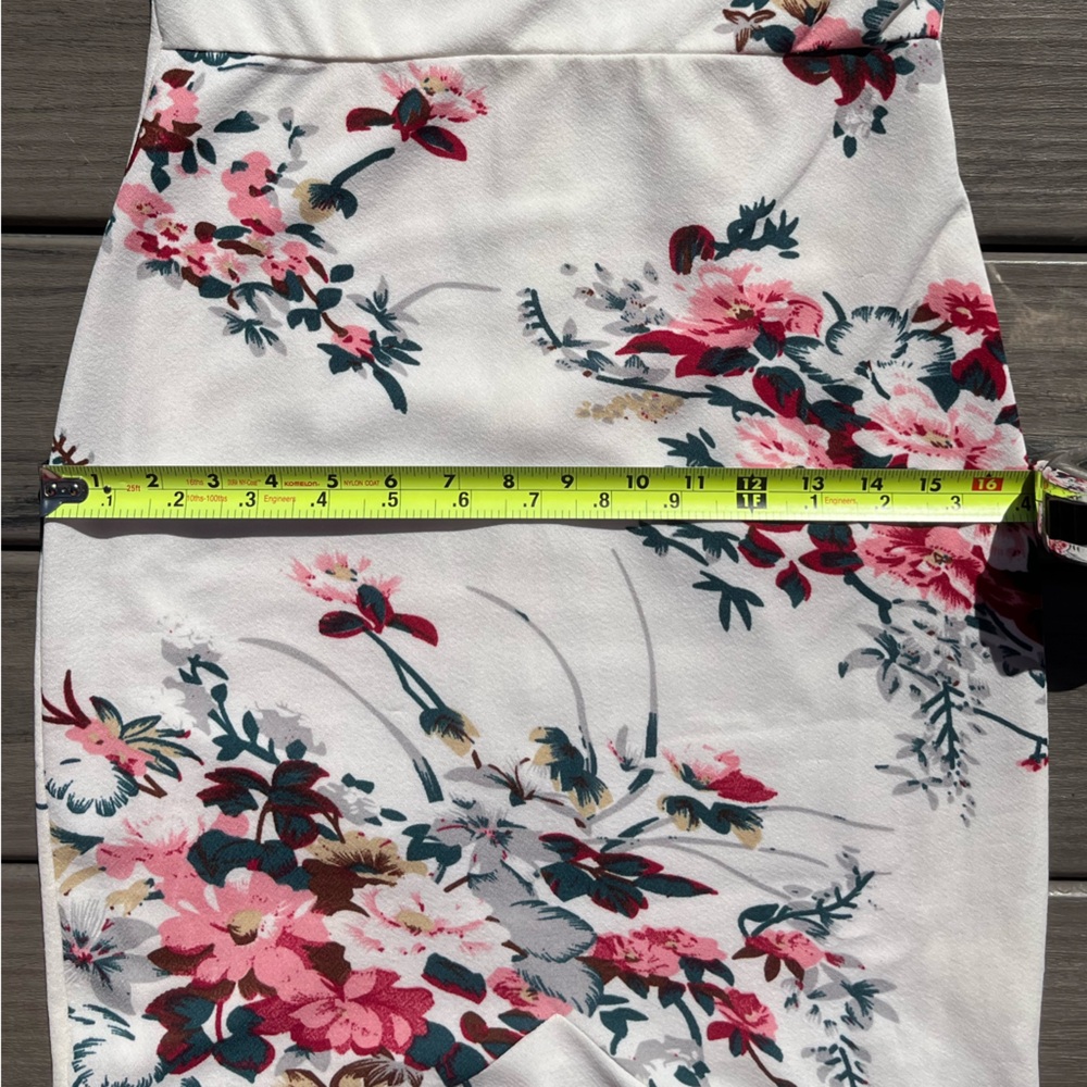 VfEmage/Vfshow; White & Pink Floral; Fit & Flare; Mermaid Style; Midi Dress; S - Picture 4 of 10
